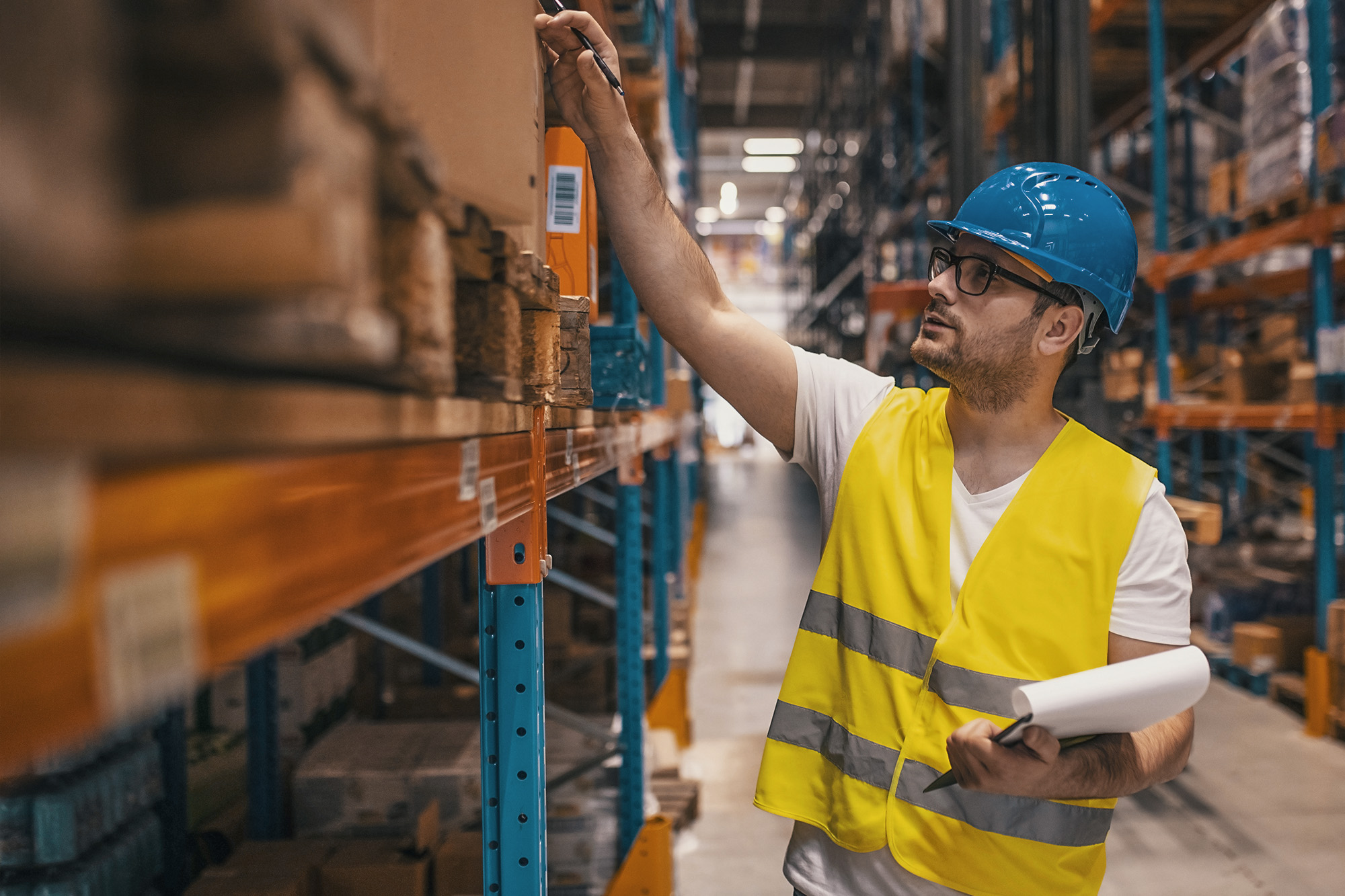 Almacén Industrial con Racks